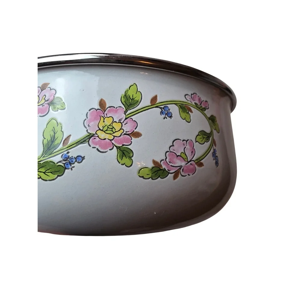 Kobe Kitchen Enamelware Floral Mixing Bowls Set of‎ 2 White Made in Japan 6 G1